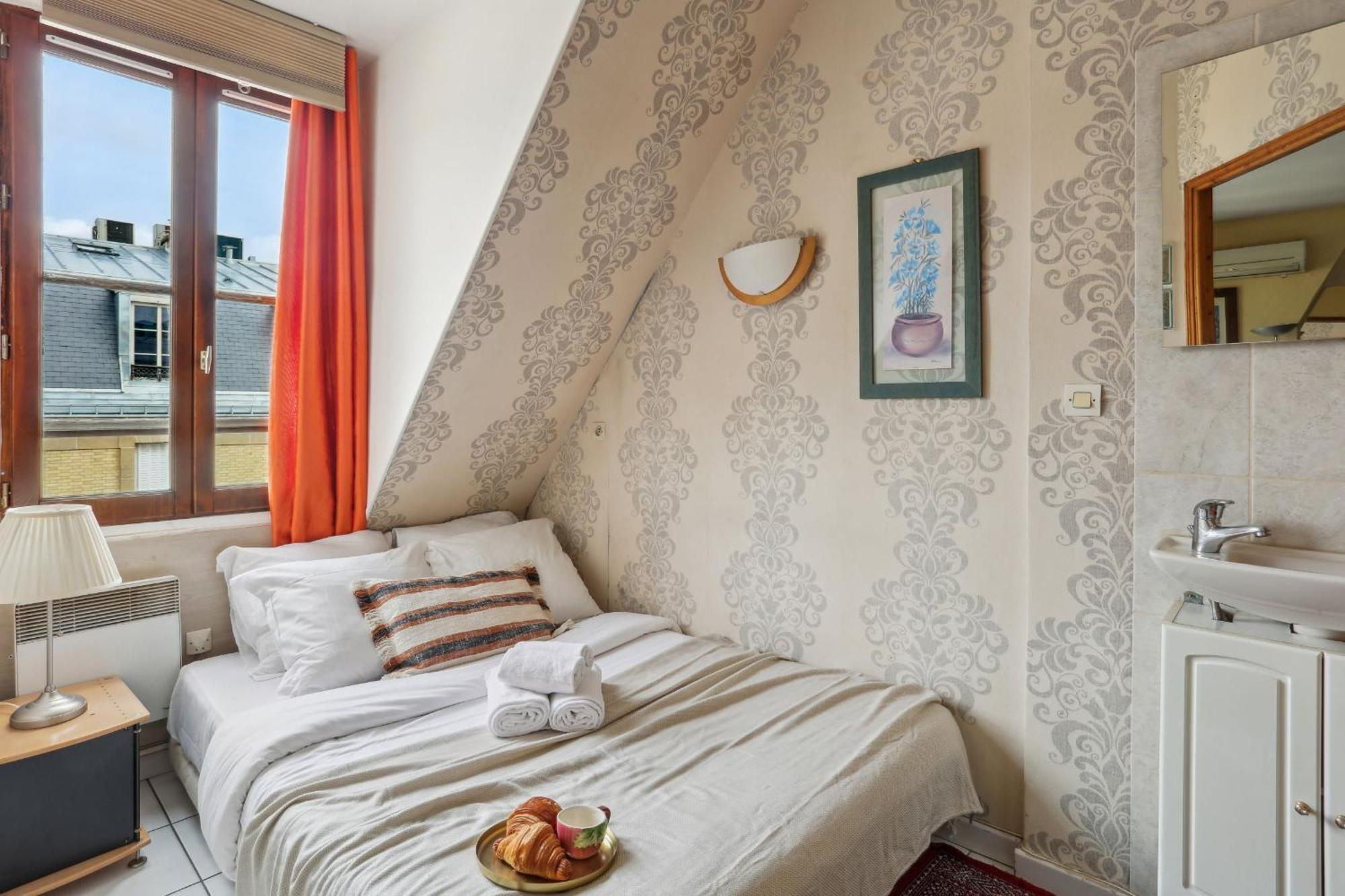 Eiffel Tower & Faubourg - 1Br - Cityapartmentstay Παρίσι Εξωτερικό φωτογραφία